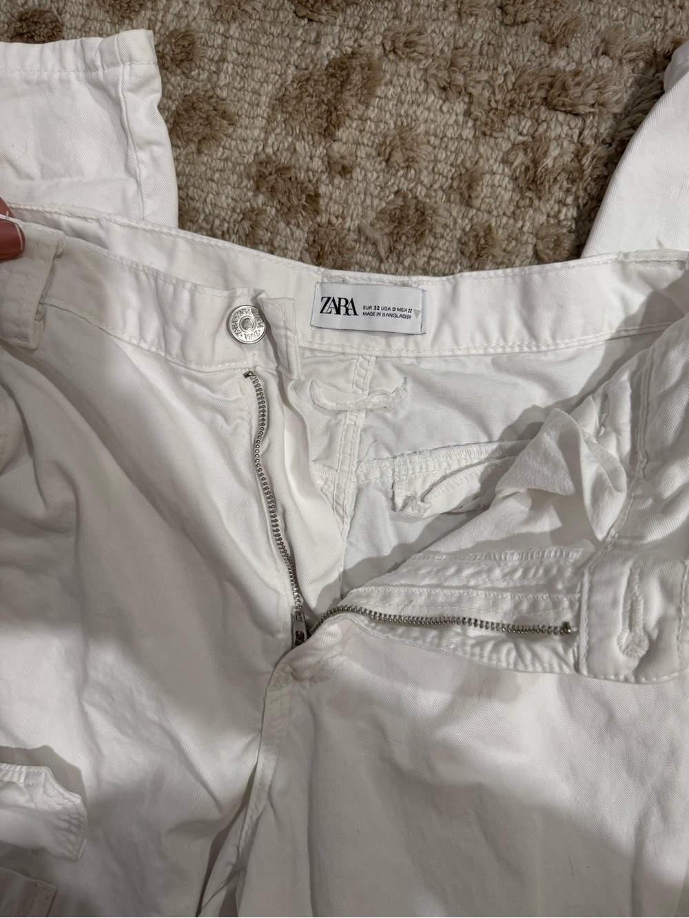 Zara White Wide-Leg Cargo Trousers - Picture 3 of 4